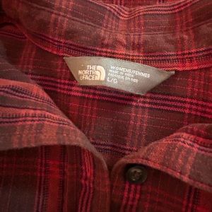 Women’s North Face flannel